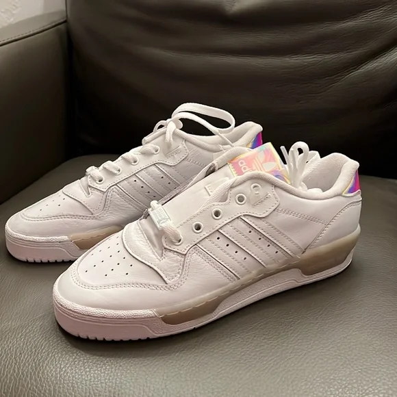 Adidas Rivalry Low - Picture 3 of 5